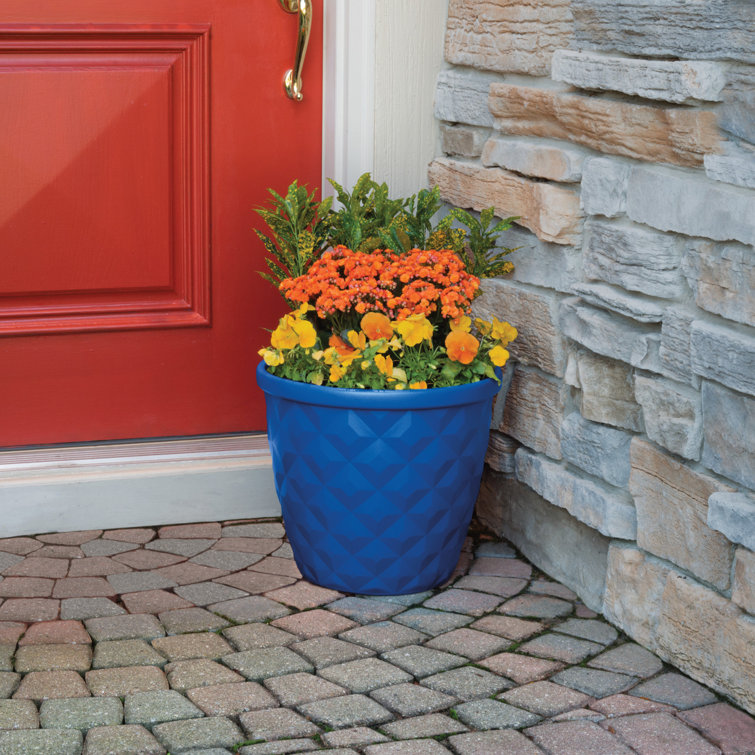 Suncast Pinehurst 2Piece Resin Pot Planter Set & Reviews Wayfair